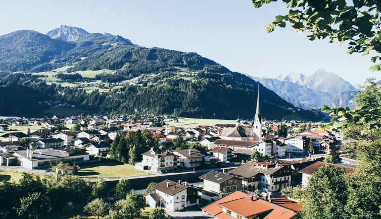 Ortsaufnahme Zell am Ziller Sommer