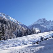 axamer lizum blick auf kalkkoegel winter