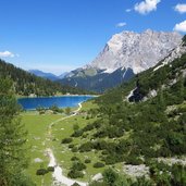 aussicht auf seeben see und wanderweg