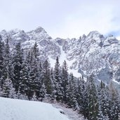 winter weg nach maria waldrast und serles