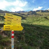 wanderwege wegweiser bei pfundsalm finsingtal hochfuegen