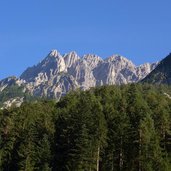 lienzer dolomiten von pustertal bei thal aus gesehen