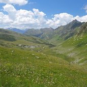 aussicht von heilbronner huette auf verbellatal