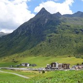 galtuer aussicht von talwanderweg bis gorfenspitze und ortsteil wirl fr