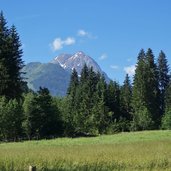 blick auf vermutlich grosser rettenstein ab kirchberg