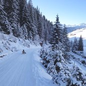 A navis rodelbahn stoecklalm bei parkplatz winter