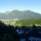 ausblick vom sueden auf reutte