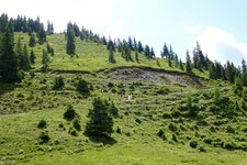 wanderer bei schatzbergalm