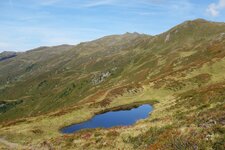 kleiner bergsee tuempel bei sidanjoch fr