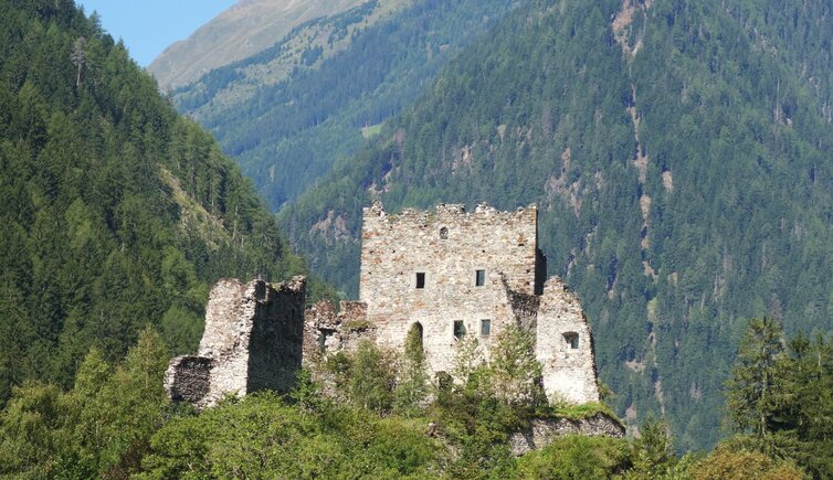 ruine kienburg gemeinde martei in osttirol